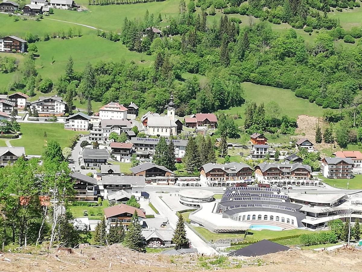 Hotel Kirchenwirt バド クラインキルヒハイム エクステリア 写真