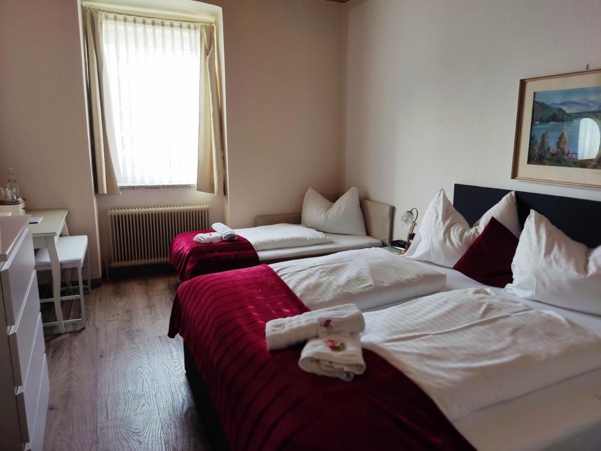 Hotel Kirchenwirt バド クラインキルヒハイム エクステリア 写真