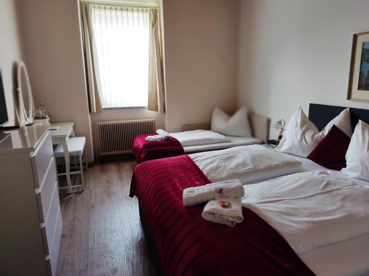 Hotel Kirchenwirt バド クラインキルヒハイム エクステリア 写真