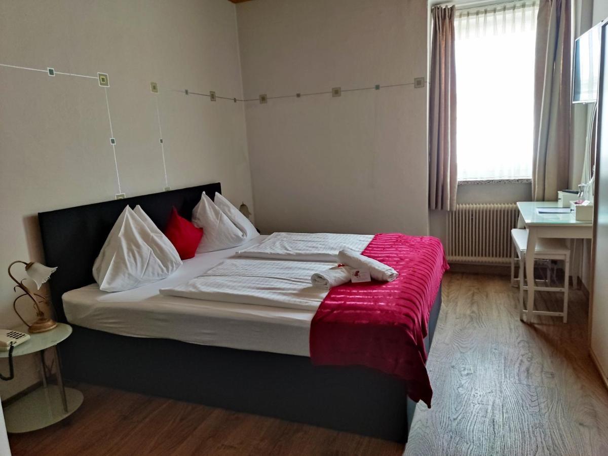 Hotel Kirchenwirt バド クラインキルヒハイム エクステリア 写真