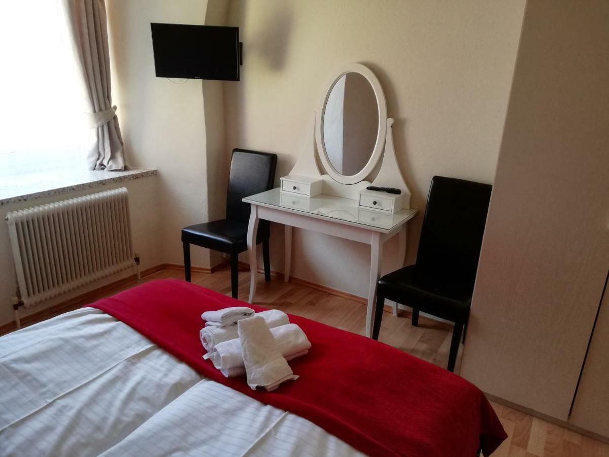 Hotel Kirchenwirt バド クラインキルヒハイム エクステリア 写真